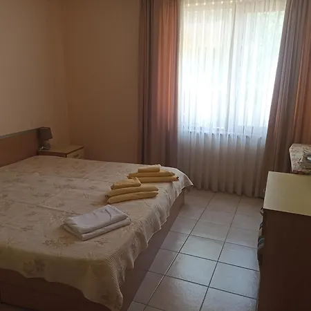 Ravdaholiday Club A-d Markov Apartment